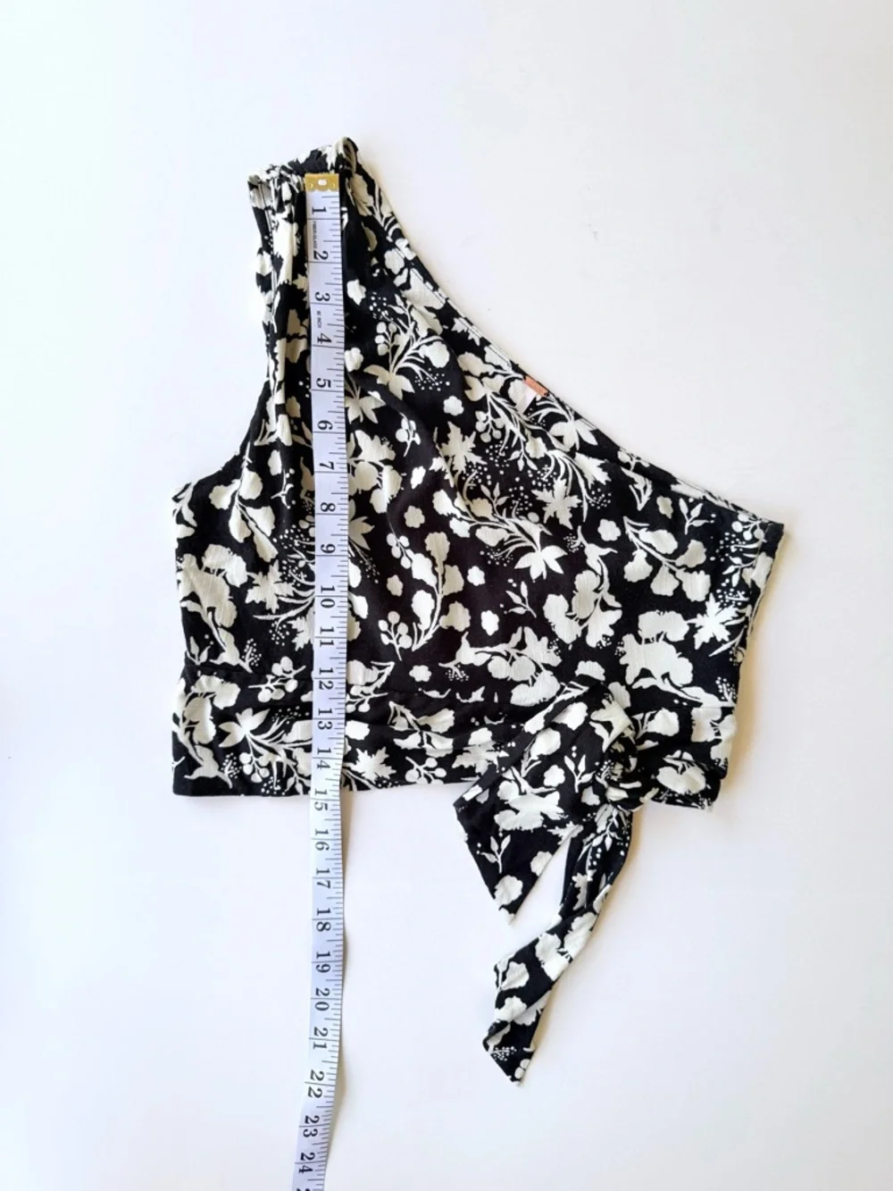 Free People Carmen Printed One-Shoulder Crop Top Black & Ivory Cream Floral S
